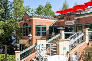 South Ridge Seafood Grill earns ‘Best Seafood’ in 2025 Best of Summit awards