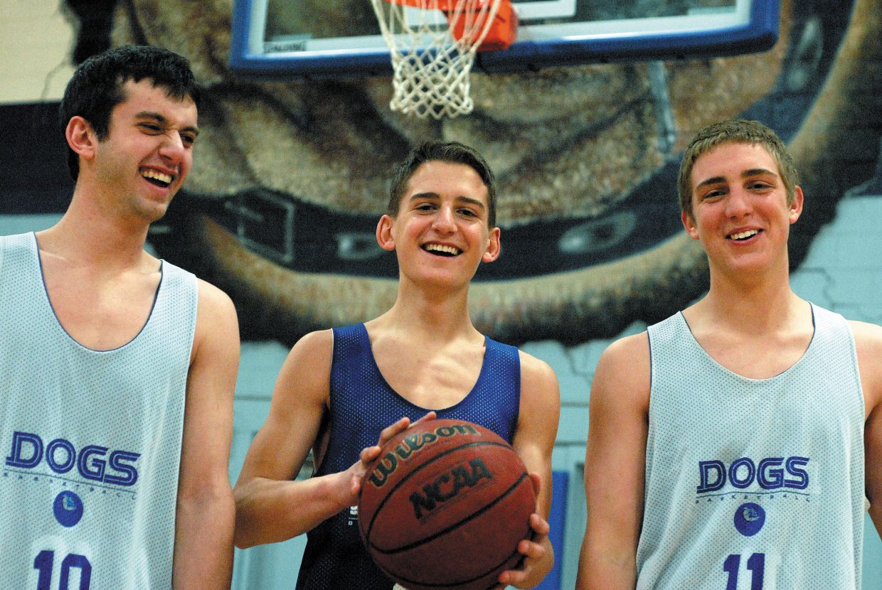A family that sticks together | CraigDailyPress.com