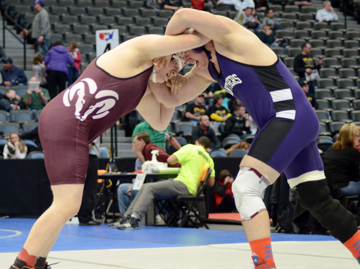 Nate Ragan 2014 state wrestling tournament: Day 1 | CraigDailyPress.com