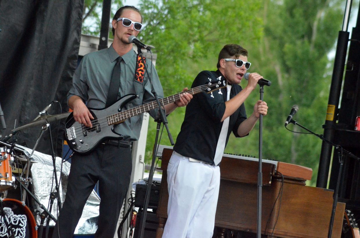 The Movers & Shakers perform Sam & Dave's 