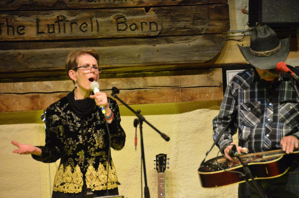 Wine tasting, Cowboy Poetry make lively events for Craig crowds at