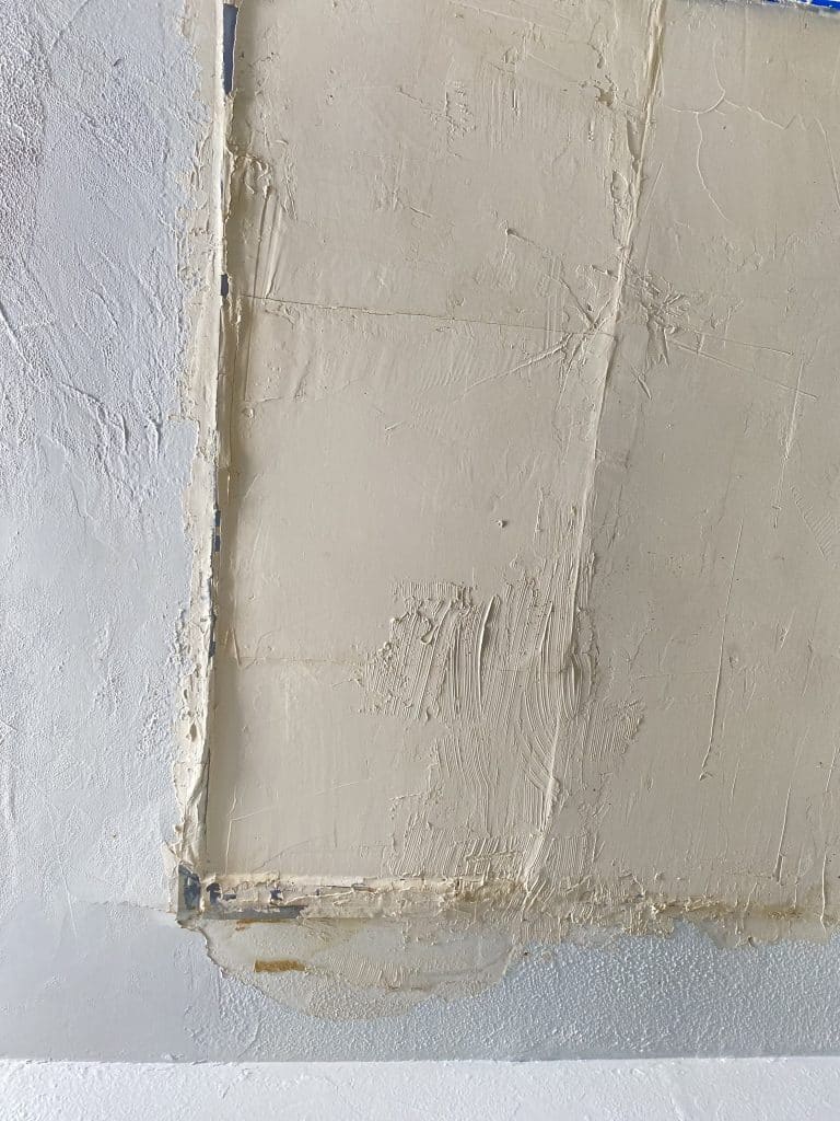 Tenants at Frontier Apartments go without heat while reporting a host