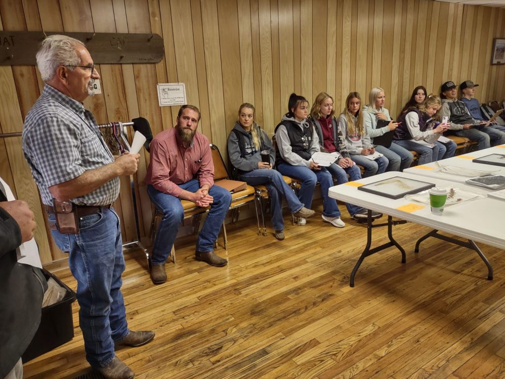 Northwest Colorado agriculture students compete in FFA range judging workshop - Vimarsana News