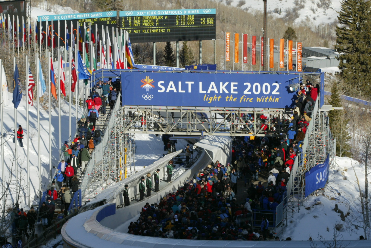 Солт лейк 2002. Зимних олимпийские игры солт-лейк 2002 логотип. Солт-лейк-сити олимпиада 2002. 2002 солт лейк сити (сша). Salt lake city olympic games.