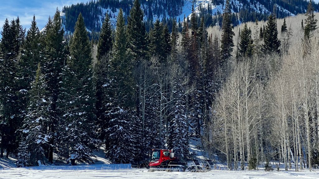 City's new snow groomer needs a name | ParkRecord.com - Vimarsana News