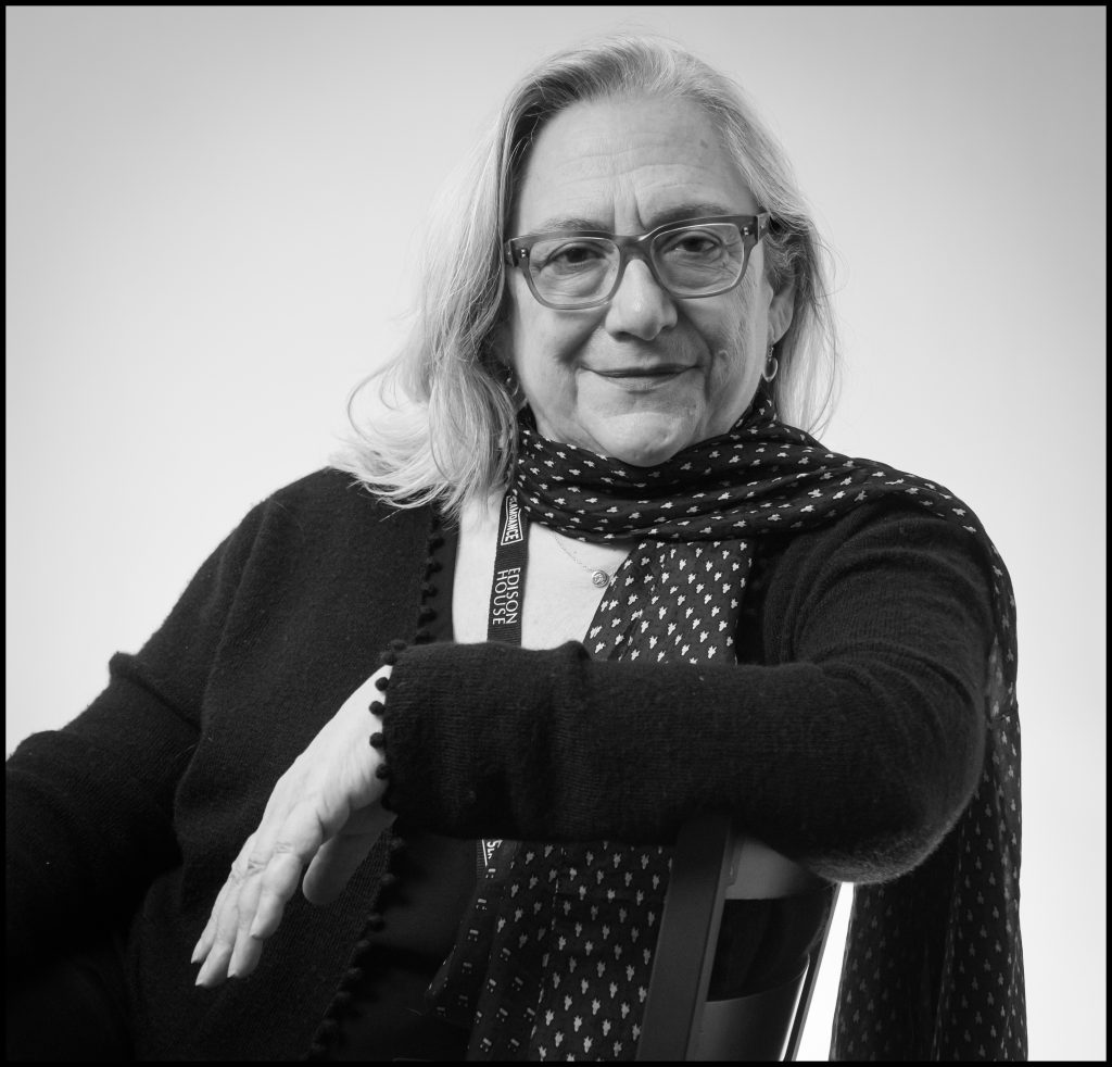 Filmmaker Carol Dysinger visits the Park Record Studio - Vimarsana News