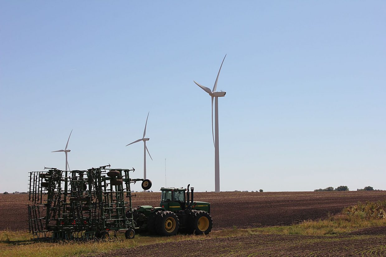 Nebraska wind farm projects cause controversy and heartache