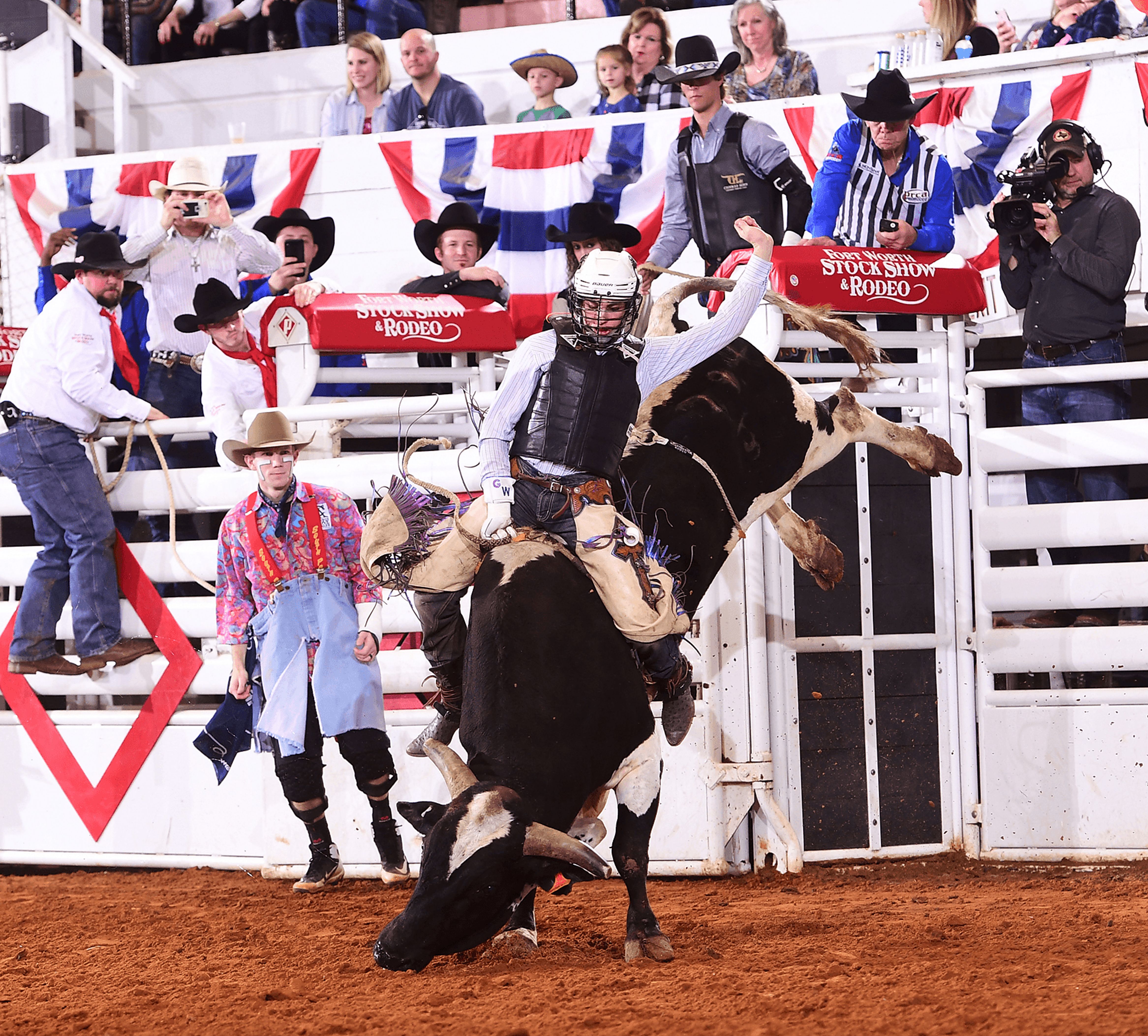 Nebraska bull rider is at the top of the overall leaderboard at the ...