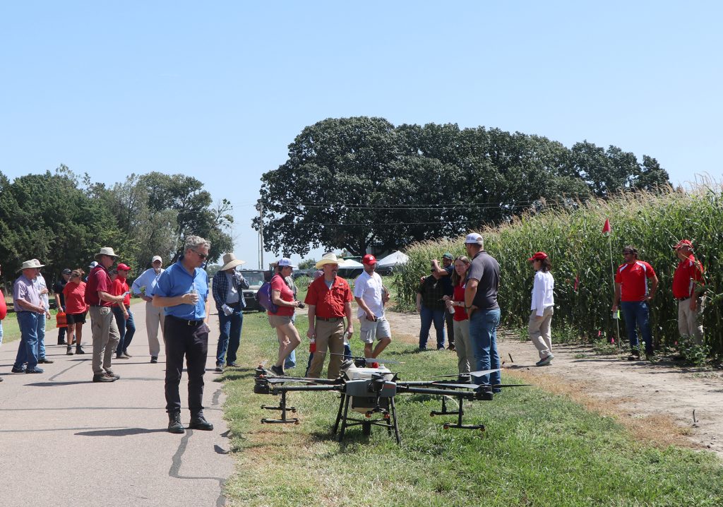 Nebraska Extension Center preps ag producers for climate-smart practices - Vimarsana News