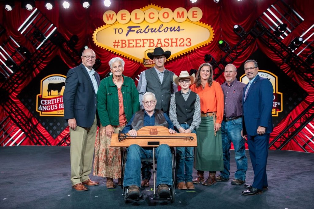 Nebraska ranch receives Certified Angus Beef Commercial Award - Vimarsana News
