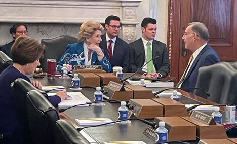 Witnesses issue warnings about AI at Senate ag hearing - Vimarsana News