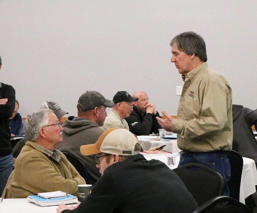 Crop clinic shares what's new in agriculture with producers - Vimarsana News