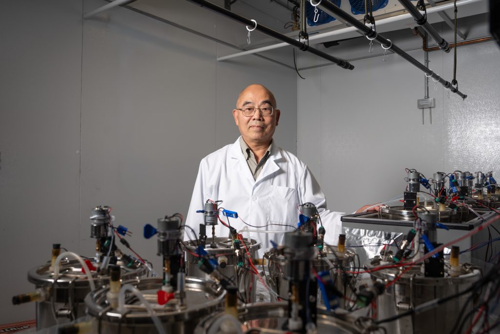 Purdue agricultural engineers harness microbial activity for biofuels production