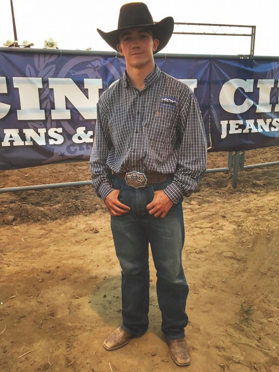 High School Rodeo Profile: Houston Brown | TSLN.com