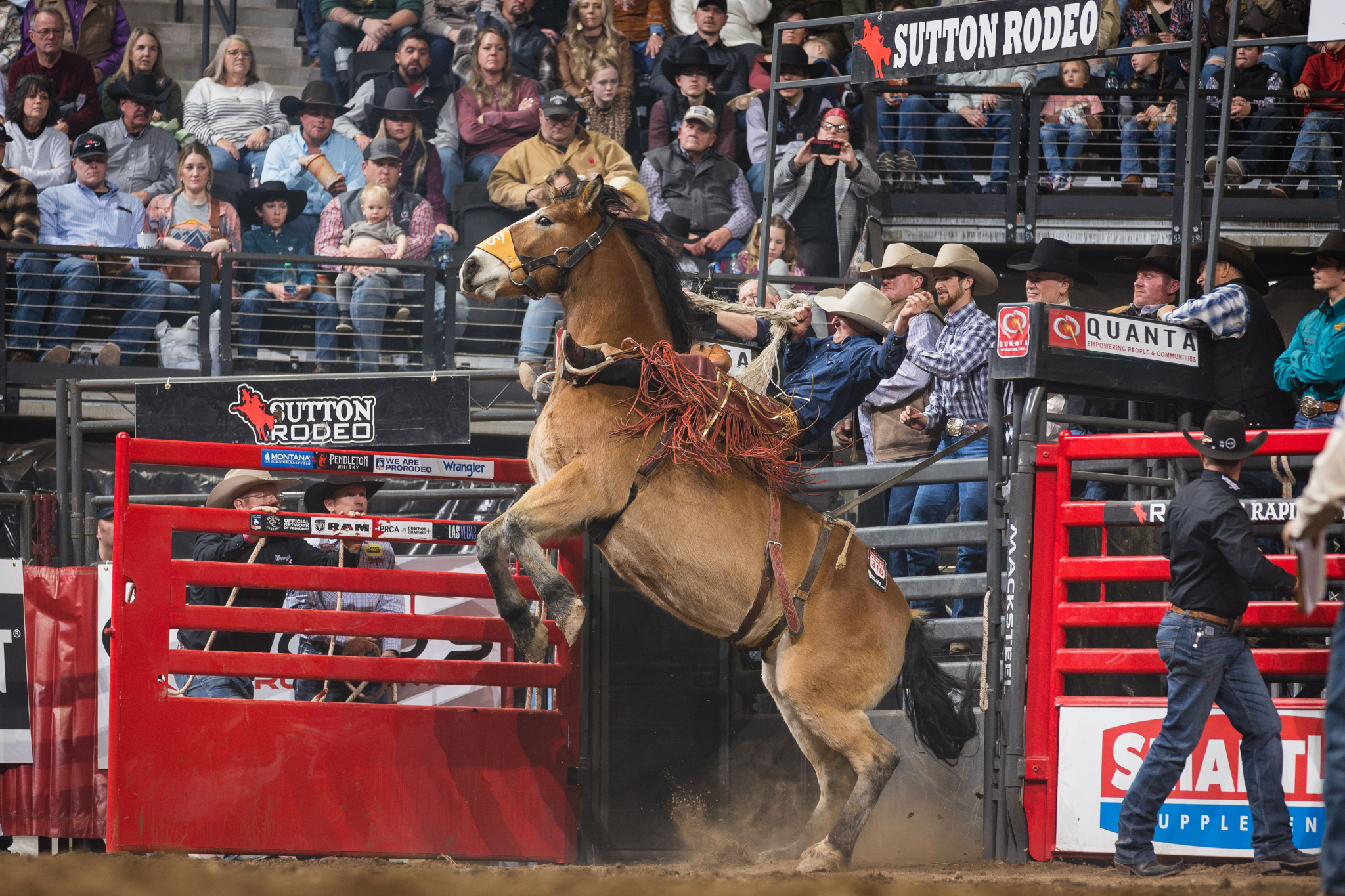 Dustin Roots Rodeo Rodeo of the Year: Pro cowboys, cowgirls say South Dakota events are ...