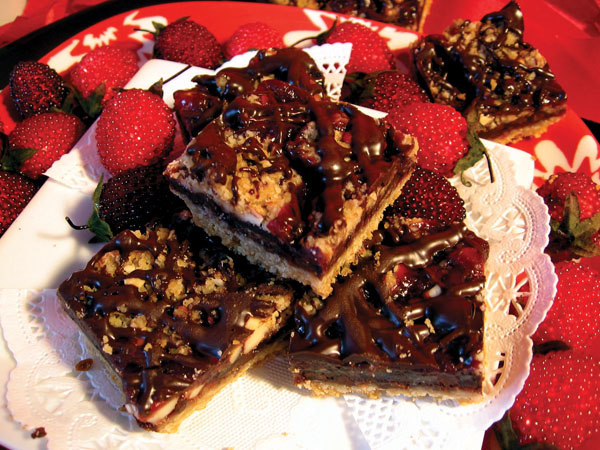 Food: Sturdy, simple & delicious Chocolate Raspberry Squares ...