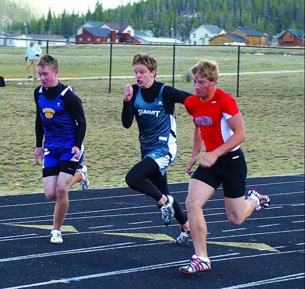 12 Tigers advance to track and field regionals | SummitDaily.com