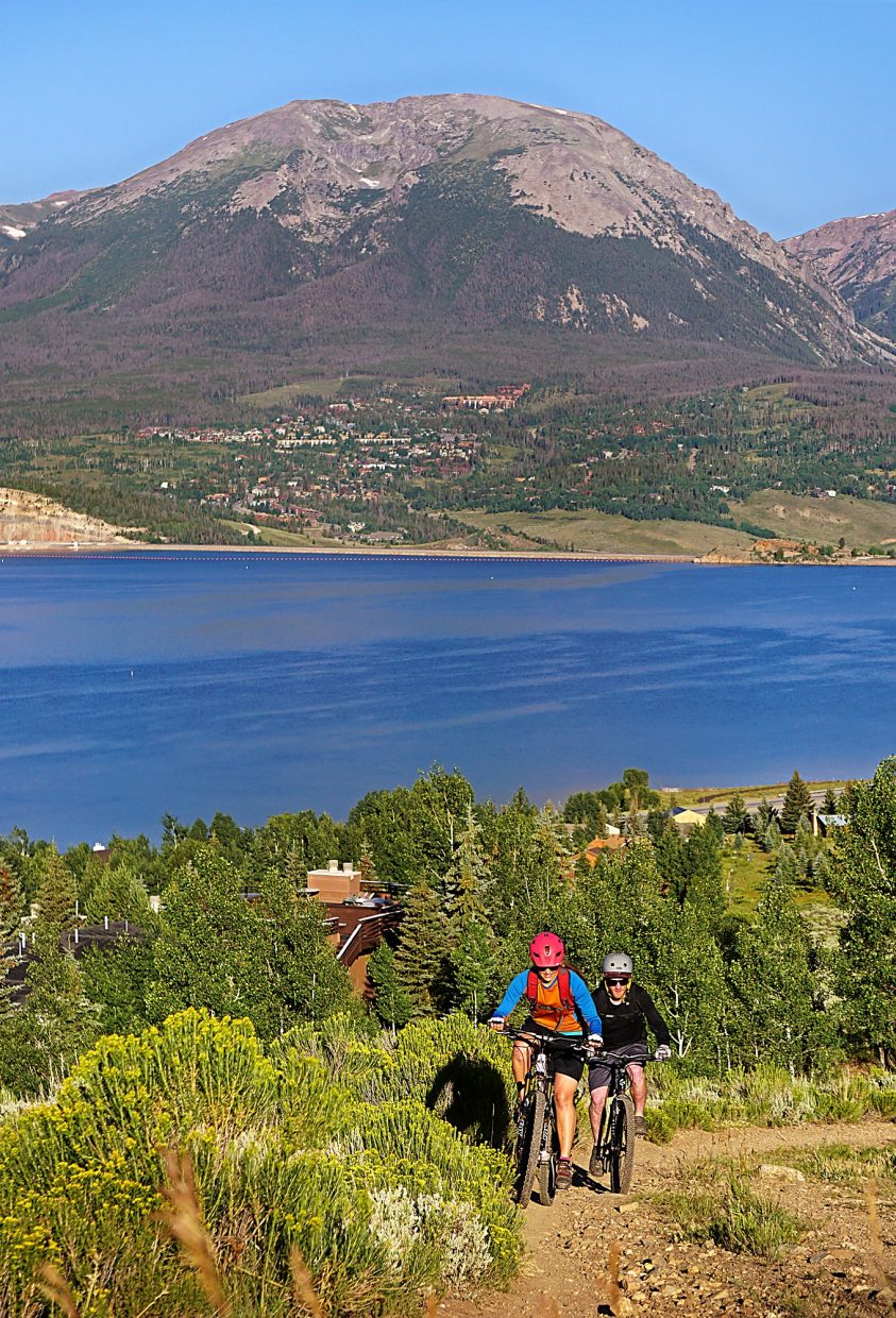 Views of Buffalo Mountain from the Oro Grande portion of the 