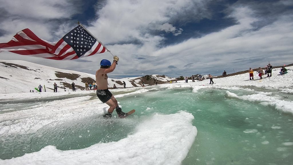 Liberty lines Droves of freedom riders descend on Arapahoe Basin Ski