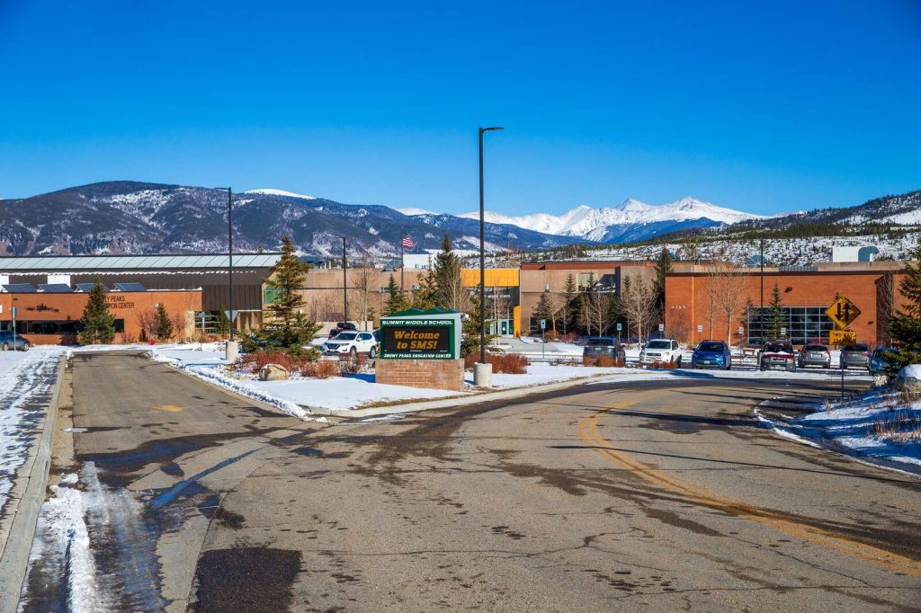 Summit School District board looking to address frustration from accountability committee over