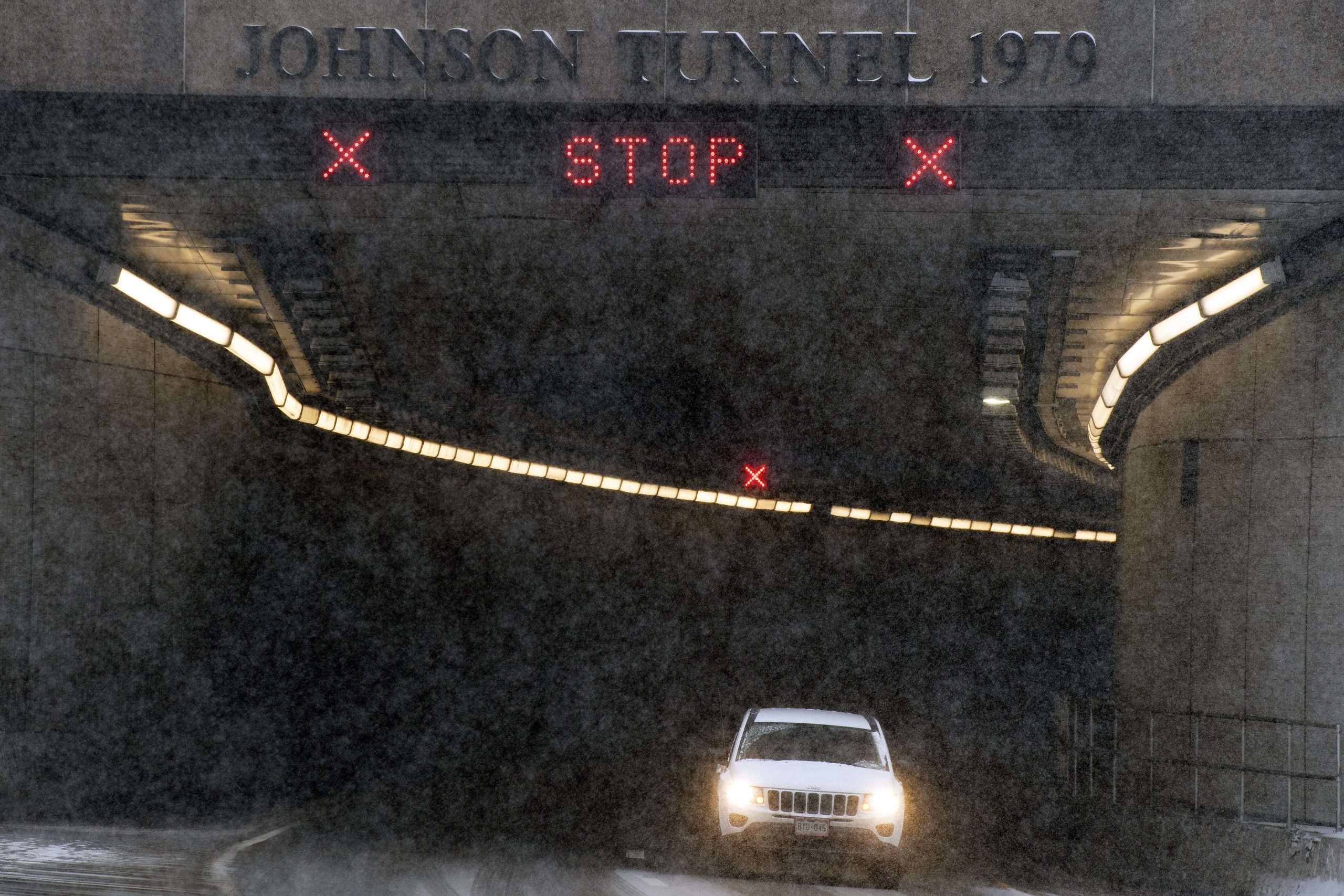 Holland Tunnel Closure - 76ychbd