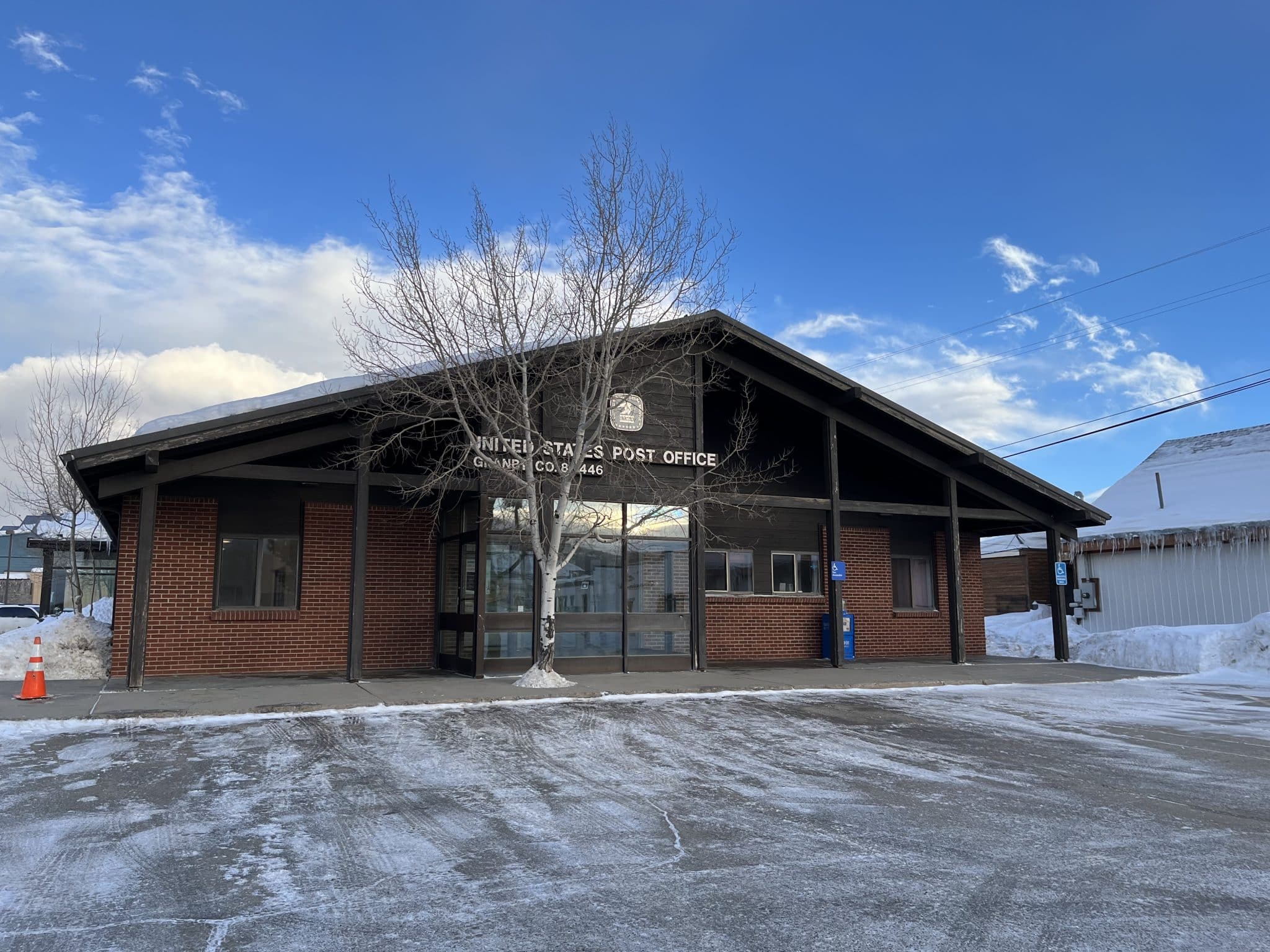 Postal Service responds to senators’ letter about improving postal