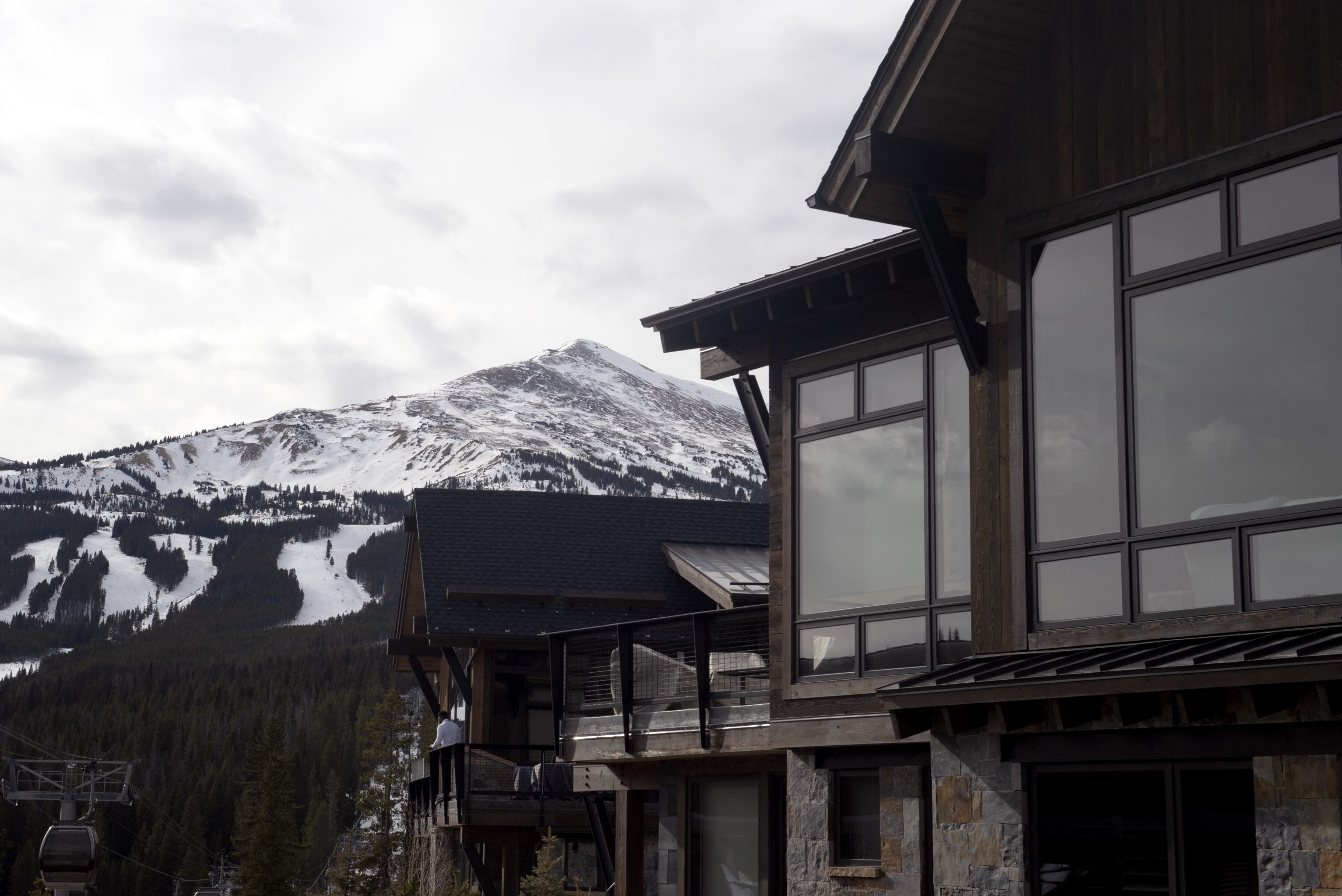 Summit County real estate sales break record in 2021, exceeding 3