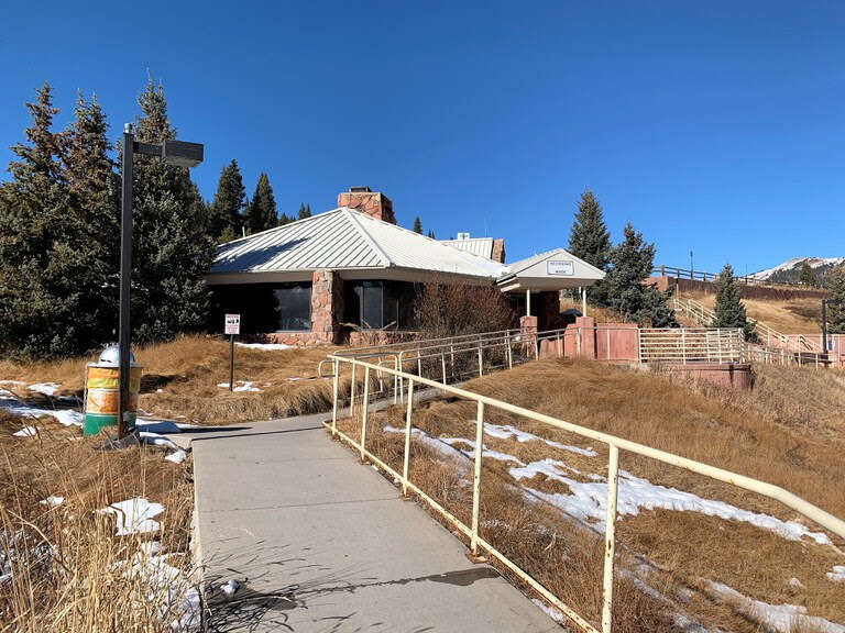 Crews take advantage of mild weather to try to complete $22.5M Vail Pass rest area - Vimarsana News