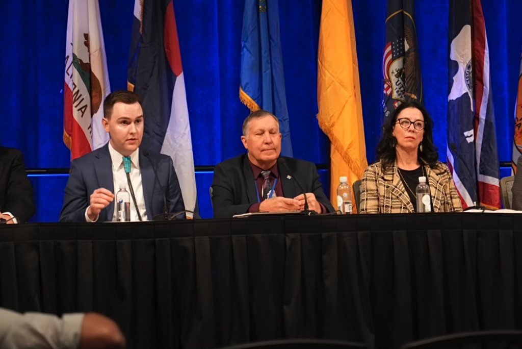 California, Arizona, Nevada water managers commit to solving persistent issue on drought-stricken Colorado River - Vimarsana News