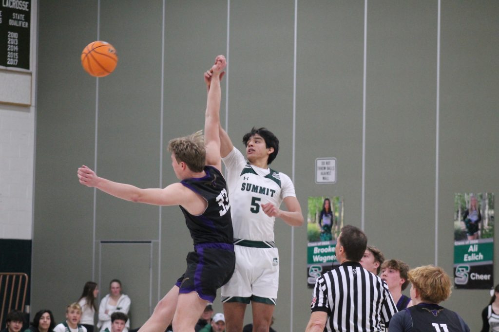 Basalt's Taylor Hays crushes Summit with buzzer-beating, walk-off layup - Vimarsana News