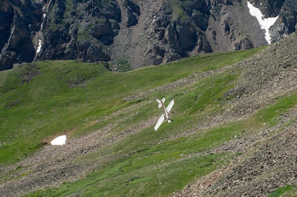 UPDATE: Pilot seen nosediving plane in video while flying over the