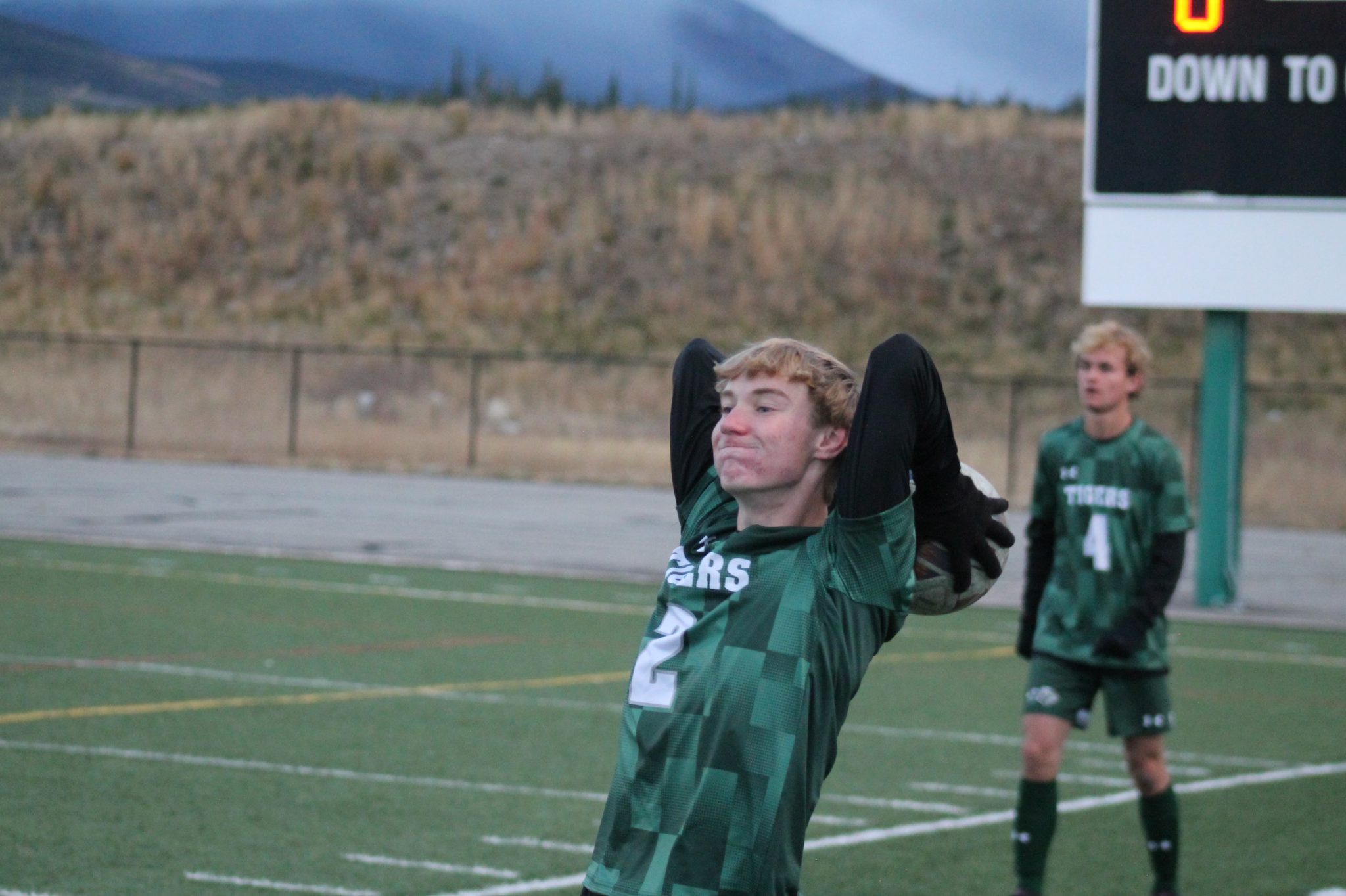 Glenwood Springs spoils the Summit boys soccer team’s winning streak