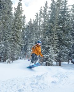 Vail Resorts reports drops in skier visits, revenue amid ‘worst-case weather scenario’ in West, but CEO sees ‘meaningful stability’