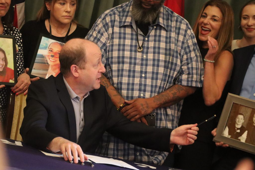 Western Slope lawmaker’s bill requiring social media companies to quickly respond to search warrants becomes law