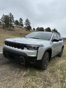 Mountain Wheels: Hybrid Jeep Cherokee challenges expectations