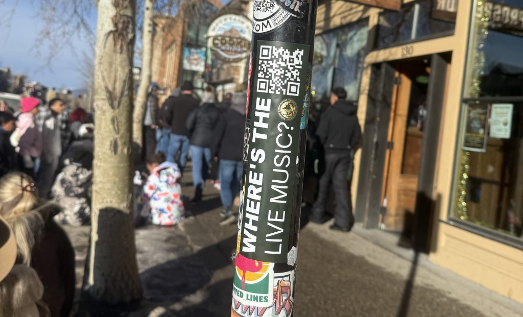 Where’s the live music? Summit Show Report has the answer