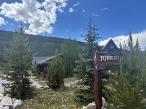 Blue River residents, trustees squabble over recent pause on short-term rental license renewals
