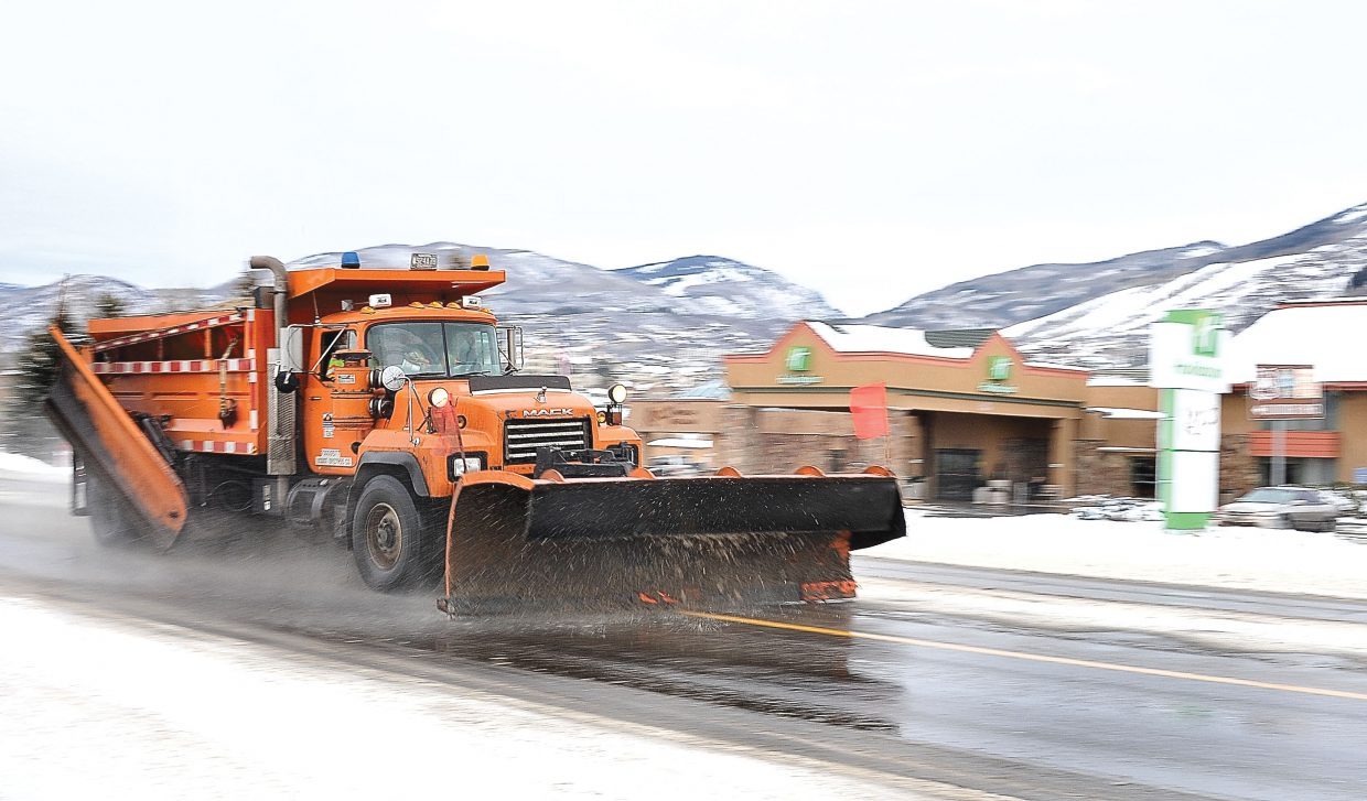 Colorado sees shortage of snowplow drivers