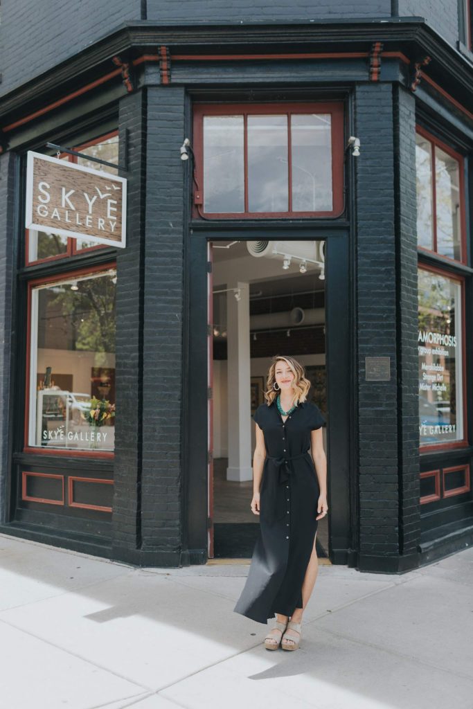Skye Gallery Aspen has closed its doors, but remains operational through virtual tours and online shopping.