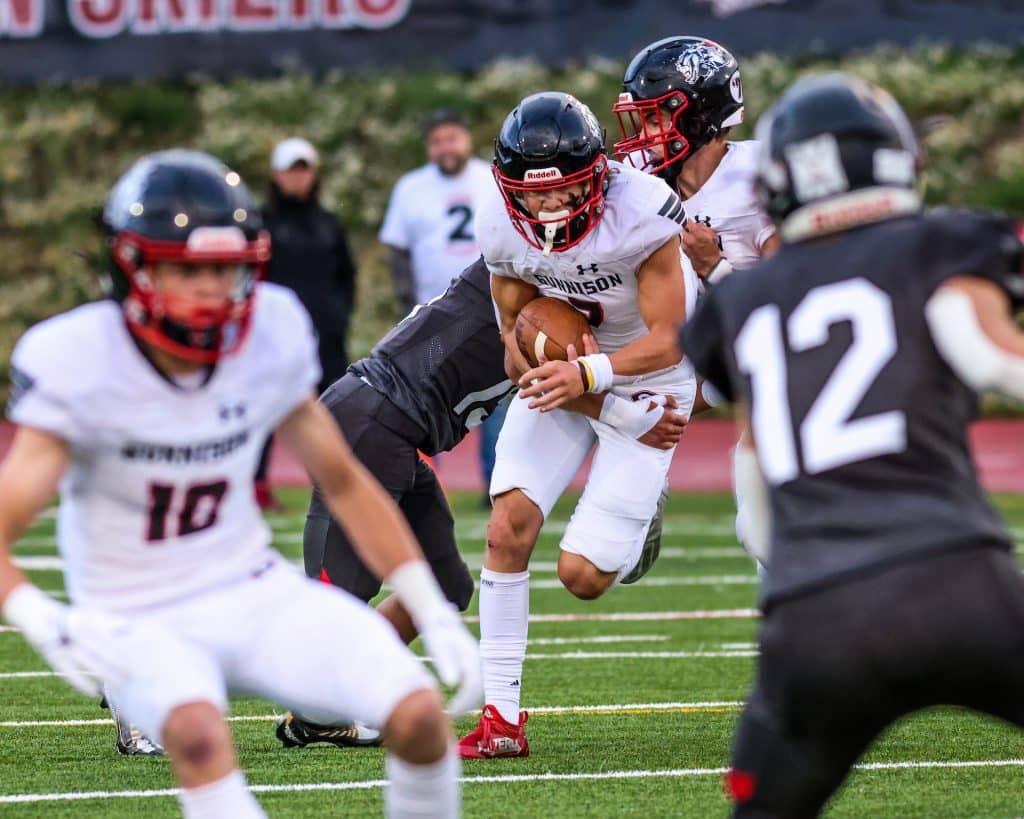 Football Aspen honors Clettenberg, loses to Gunnison; Basalt rolls vs