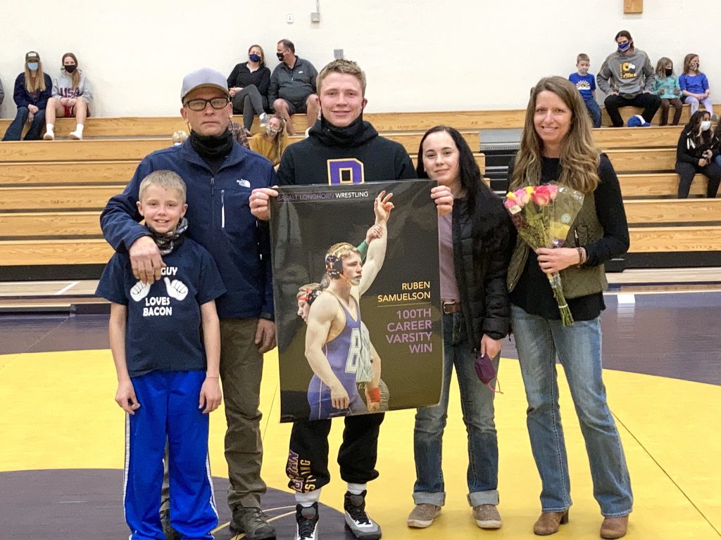 Basalt wrestler Ruben Samuelson enters state tournament hoping to finish  strong | AspenTimes.com