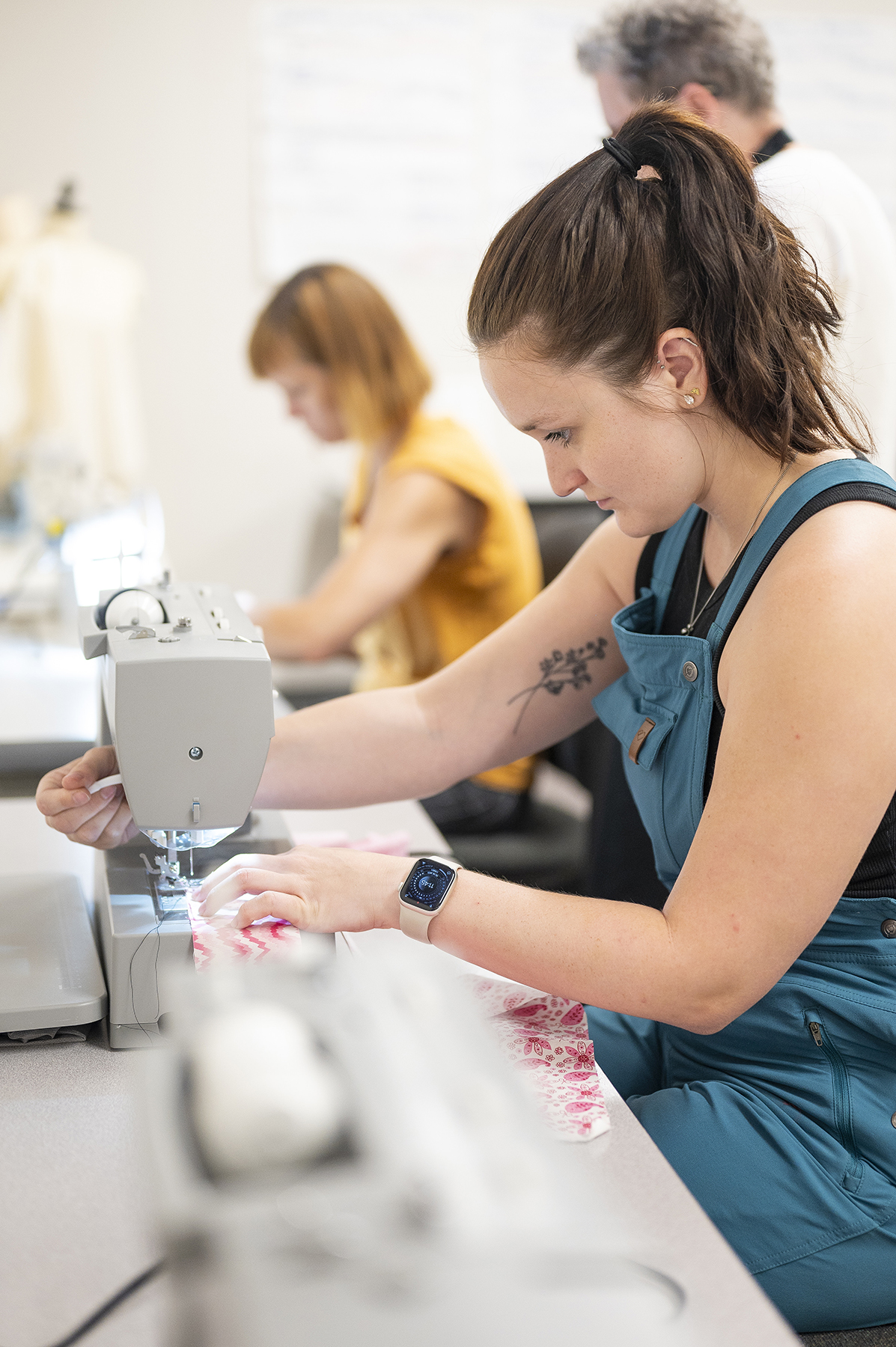CMC Aspen campus debuts program teaching clothing design, manufacture ...