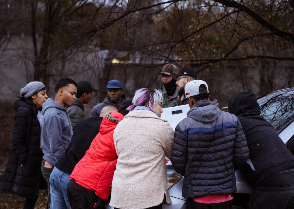 Carbondale enlists former RFSD superintendent to find housing for Venezuelan migrants - Vimarsana News