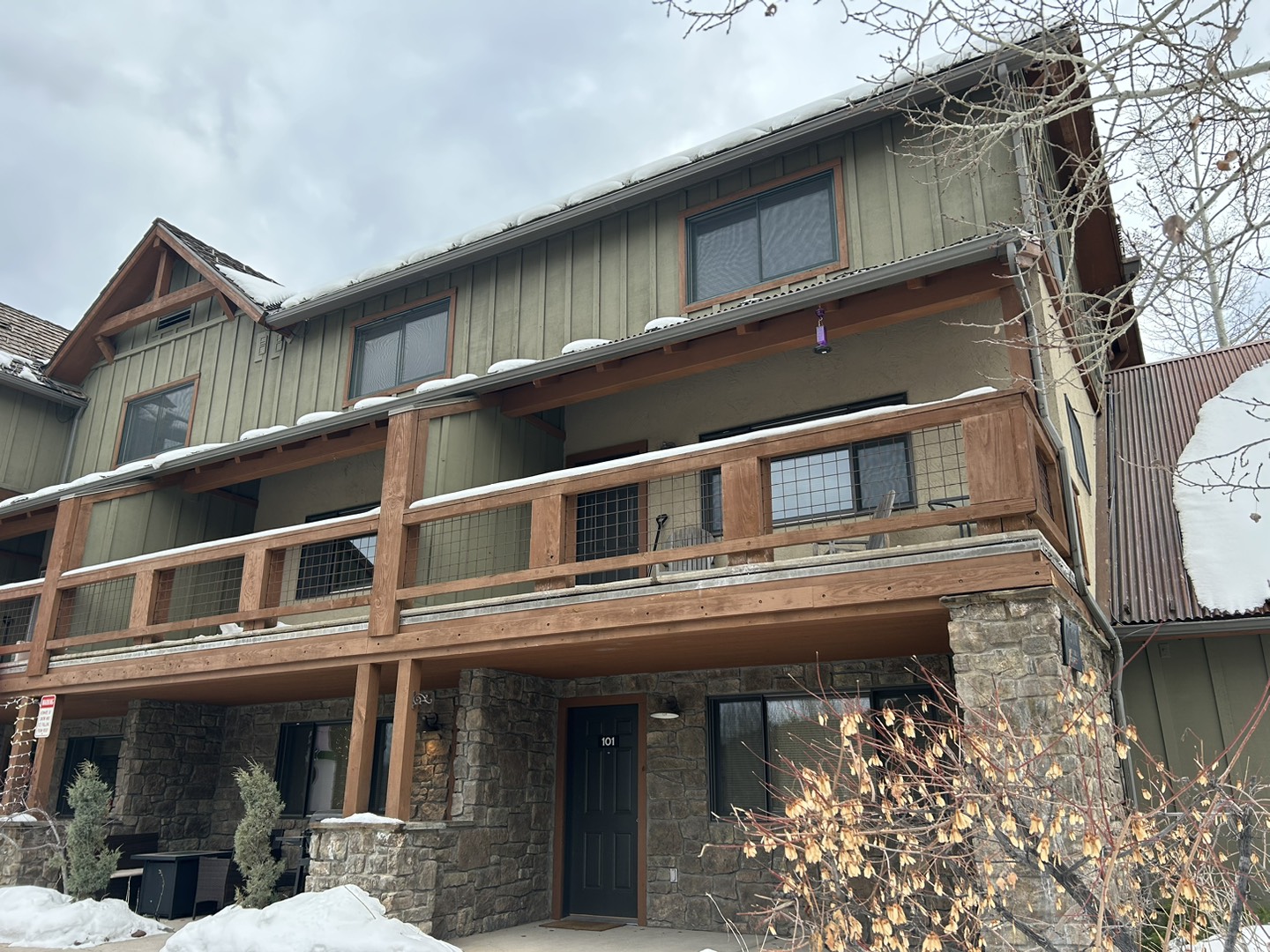 Snowmass to purchase eight apartments from Aspen School District for