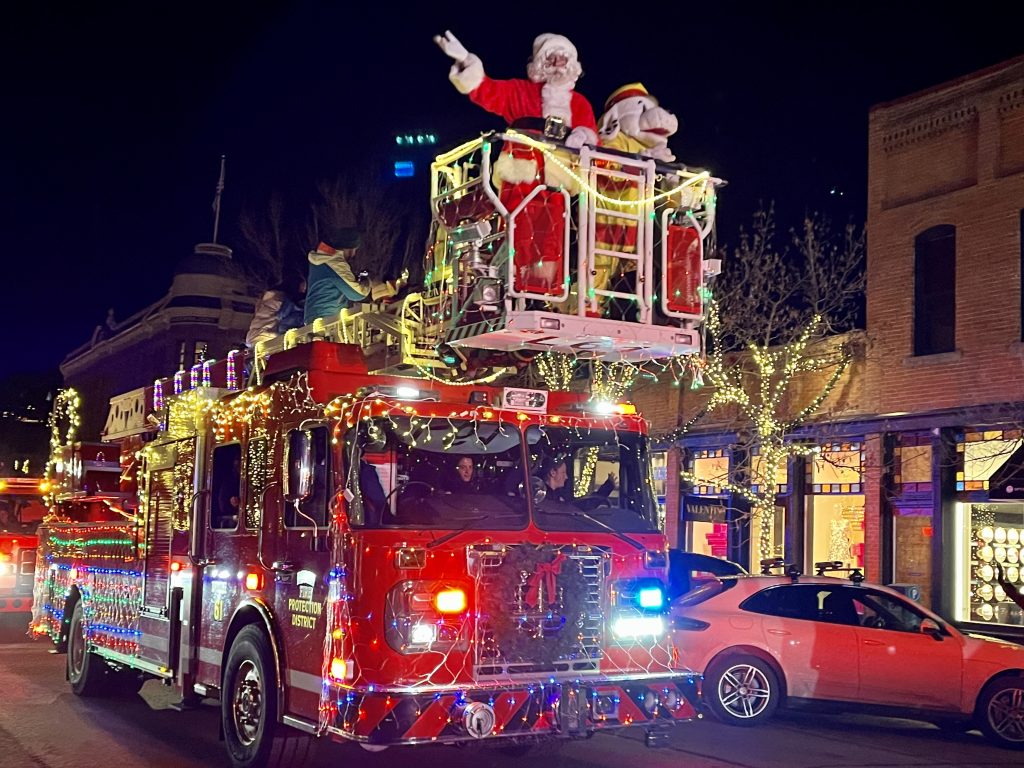 PHOTOS: Aspen Fire Department's 2023 Santa and Sparky's