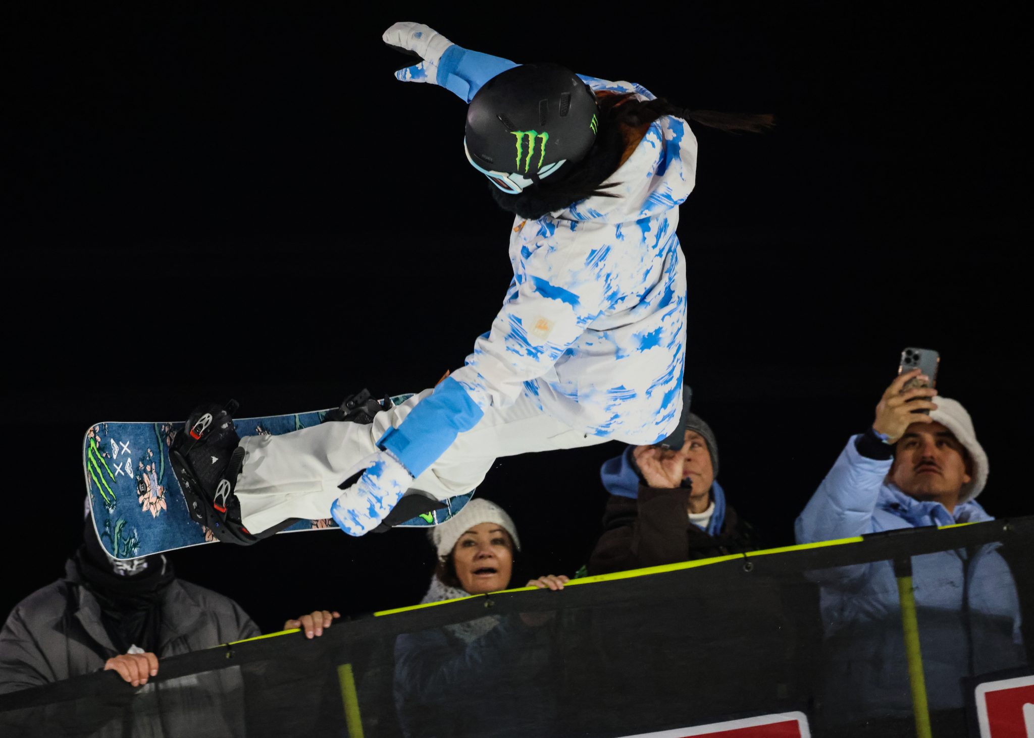 Like she never left, Kim dominates in her return to X Games Aspen superpipe