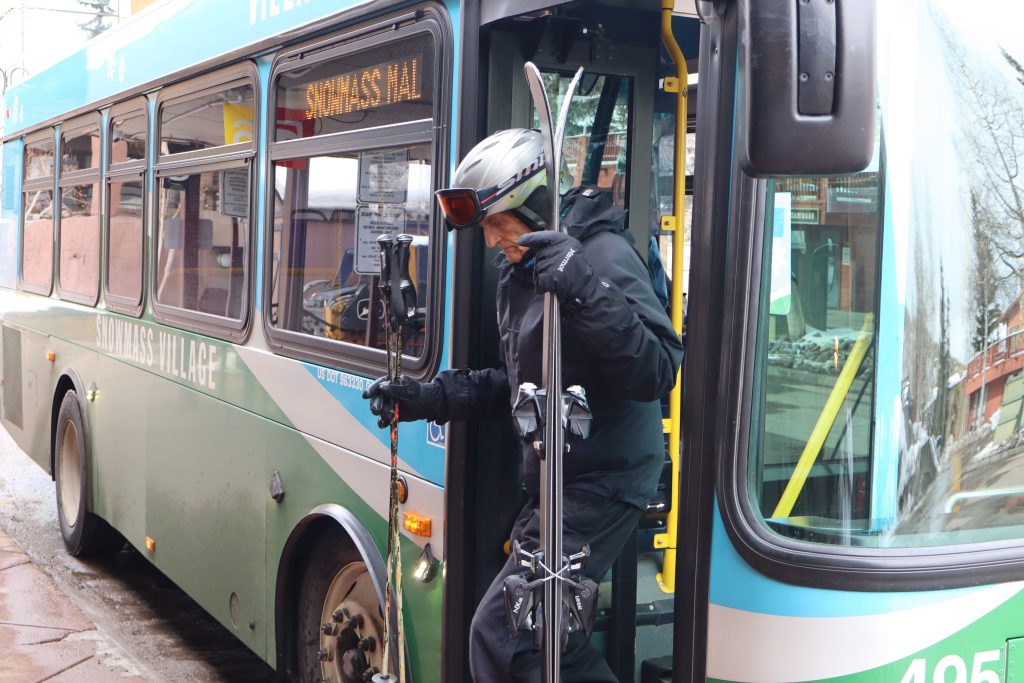 Snowmass Village Shuttle will switch to online system for ride requests - Vimarsana News
