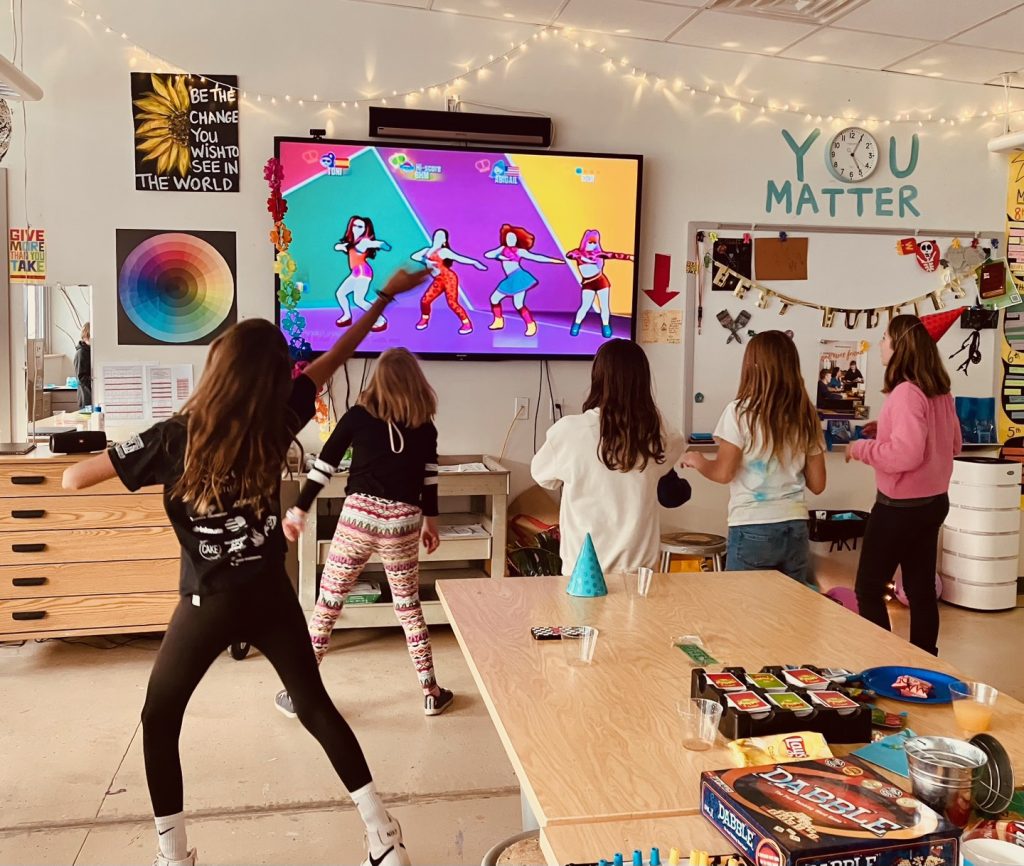 To gather, to dance, and to feel included – Best Buddies hosts community dance to raise awareness for inclusion programs - Vimarsana News