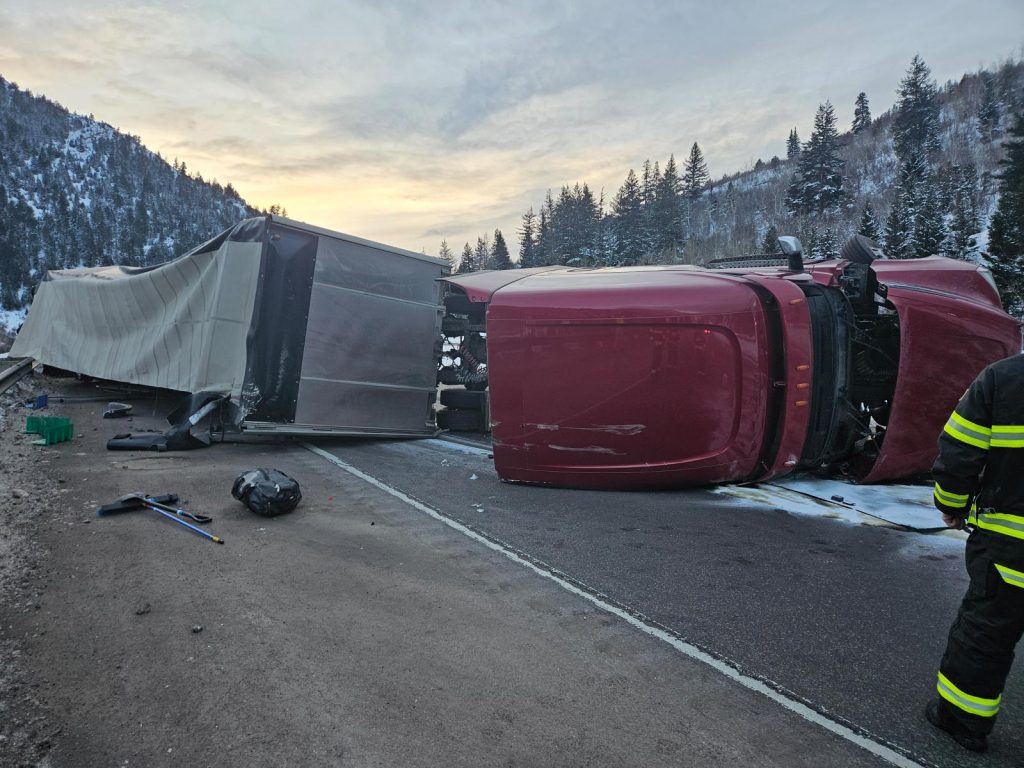 Semi overturns in Dowd Junction, shutting down westbound I-70