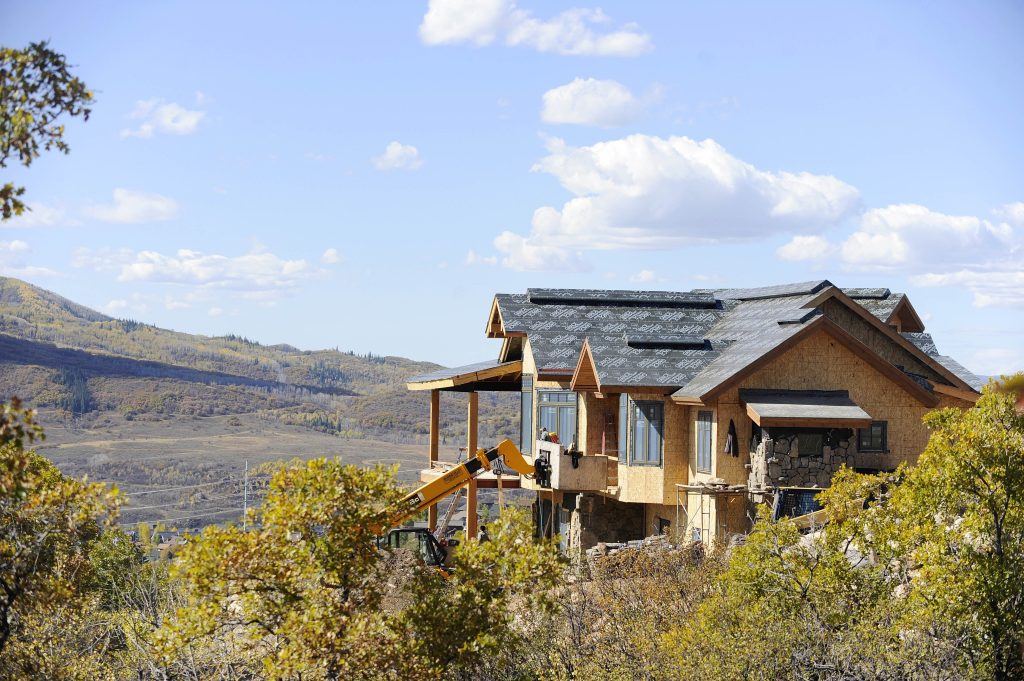Colorado’s buyers hold the advantage as more homes sit stagnant on the market, real estate officials say